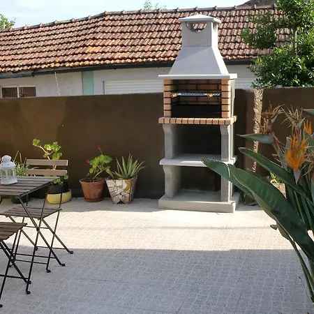 黄色小屋2号旅馆 波尔图