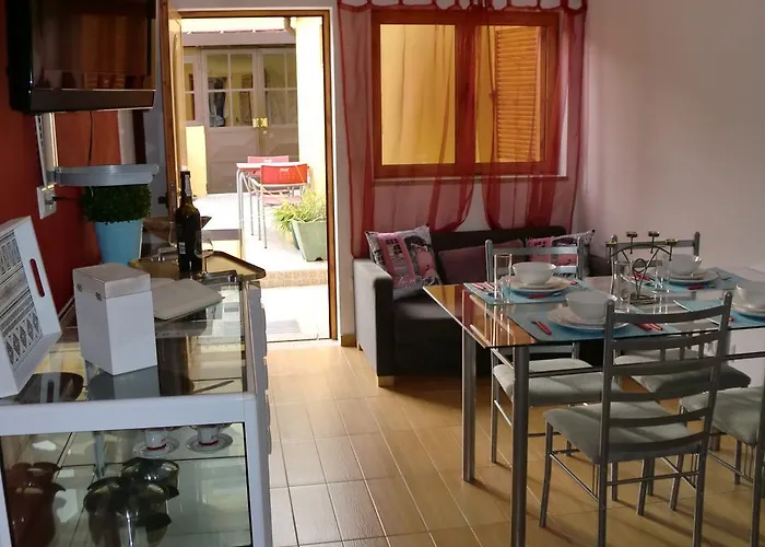 黄色小屋2号旅馆 * 波尔图