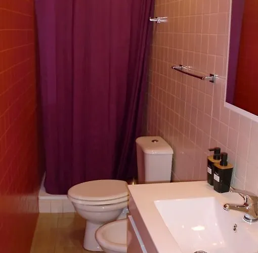 黄色小屋2号旅馆