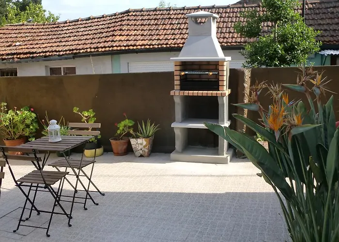 黄色小屋2号旅馆 波尔图