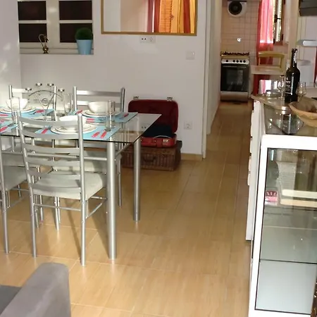 The Yellow House 2 Hébergement de vacances Oporto