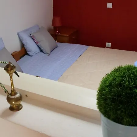 The Yellow House 2 Hébergement de vacances