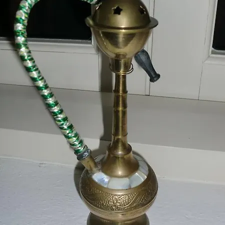 The Yellow House 2 Hébergement de vacances