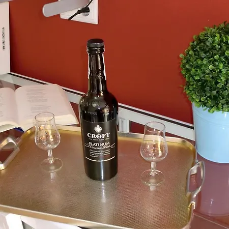 Nyaraló The Yellow House 2 *