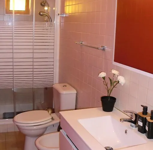 The Yellow House 2 Сasa de vacaciones