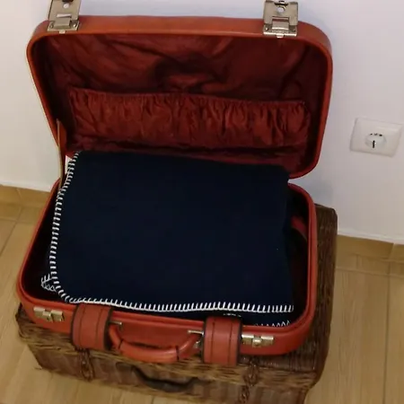 The Yellow House 2 * Porto