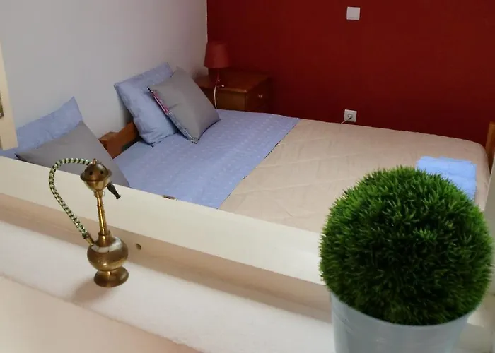 The Yellow House 2 Holiday home